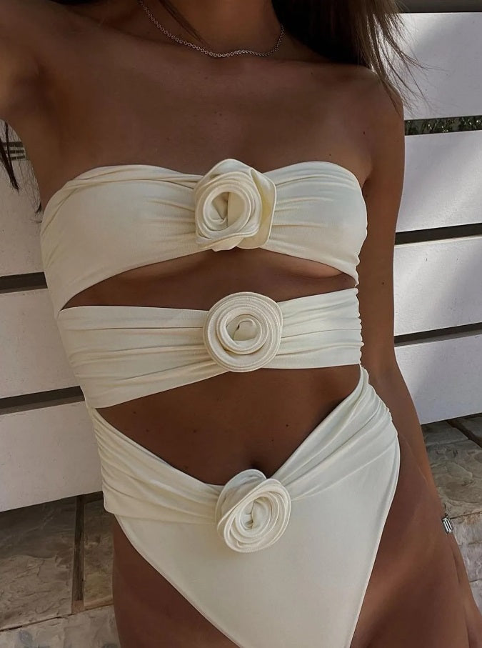 Elegant Bandeau One Piece Swimwear