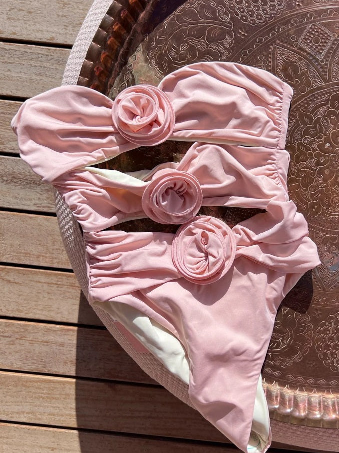 Elegant Bandeau One Piece Swimwear